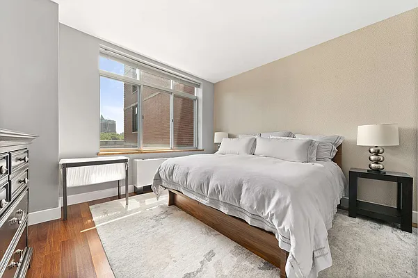 Rented by Compass | media 14