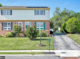 11 Pinewood Cir, Hanover, PA 17331