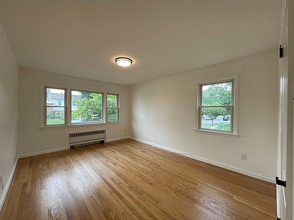 2nd image of 163 Hancox Ave Floor 1