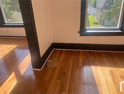 1st image of 7431 S Saint Lawrence Ave #2
