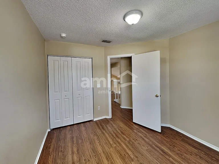 317 Morning Creek Cir — Photo 16
