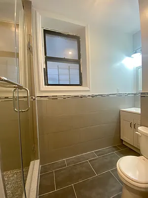 Rented by Hagstrom Management Inc | media 10