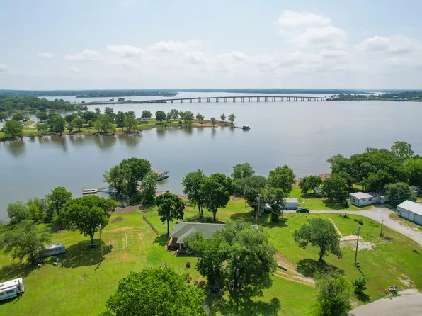 25600 S 585th Loop, Afton, OK 74331