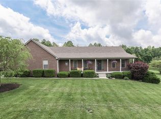 5567 W Private Road Highland Hills Dr, Edinburgh, IN