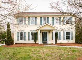 5701 Running Ridge Rd, Greensboro, NC 27407