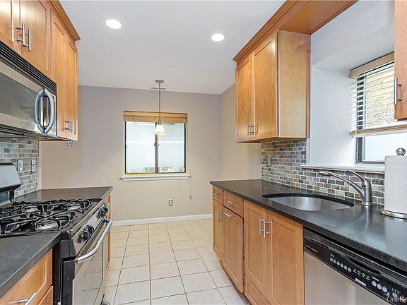 4th image of 353 N Greeley Avenue #353