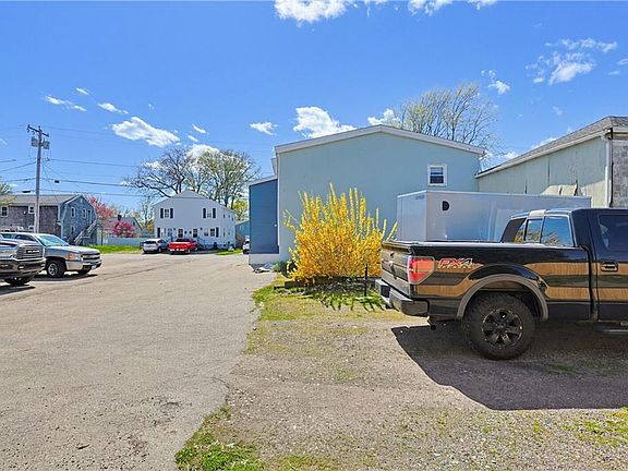 5th image of 33 Halsey St