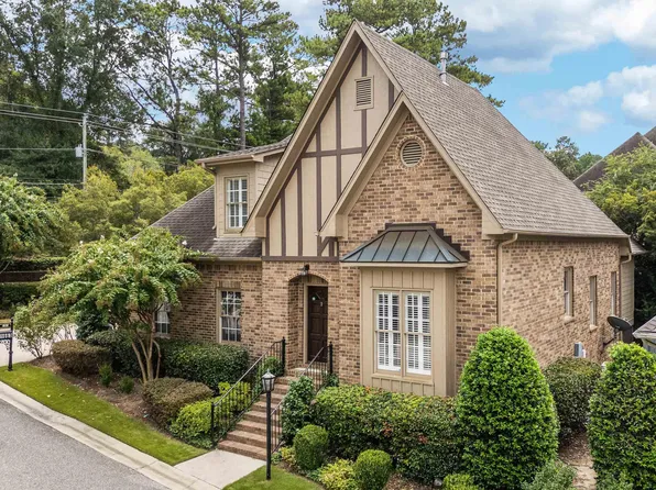 1663 Creekstone Ct, Birmingham, AL 35243