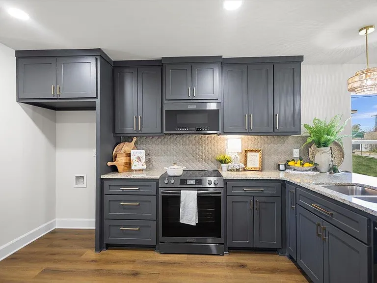 405 S Short St — Photo 11