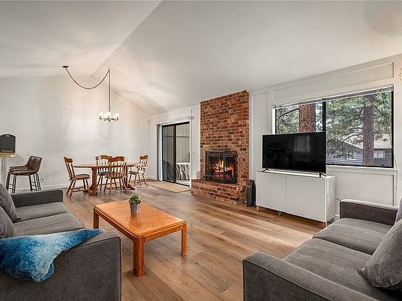 4th image of 811 Southwood Blvd #10