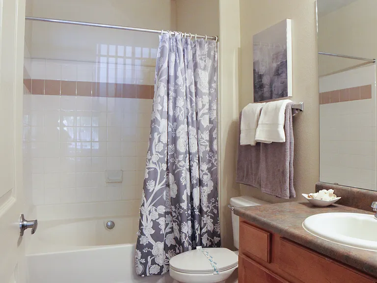 The Villas at Camelback Crossing — Photo 76
