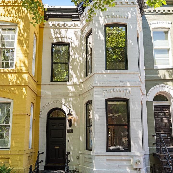 1st image of 1324 35th St NW