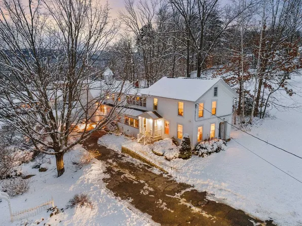 25 Old Wolfeboro Rd, Alton, NH 03809