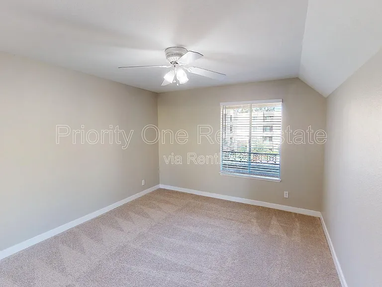 8889 Caminito Plaza Centro #7339 — Photo 17