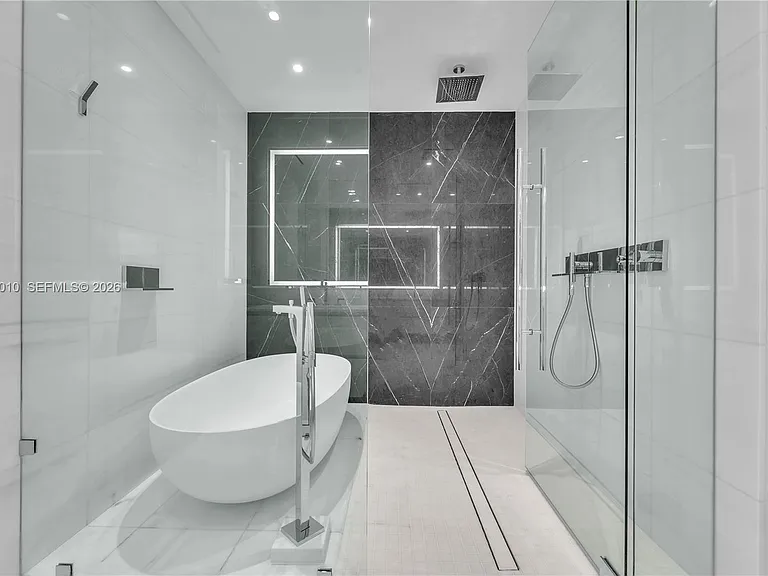 300 Biscayne Boulevard Way #1902E — Photo 11