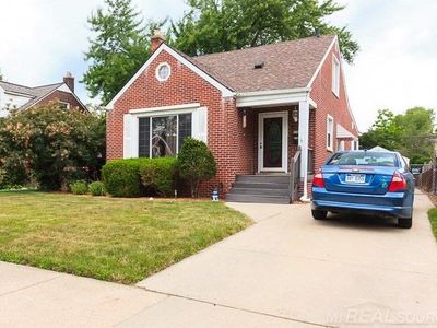 1424 W Troy St, Ferndale, MI, 48220
