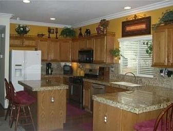 Gourmet Kitchen