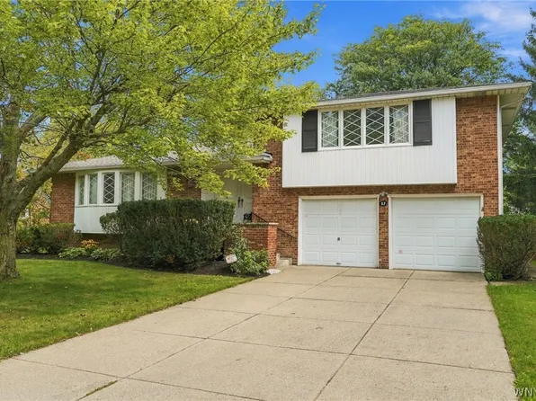 87 Surrey Run, Williamsville, NY 14221