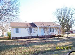 802 Della St, Tappahannock, VA 22560
