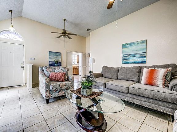 3rd image of 2404 Baretta Dr