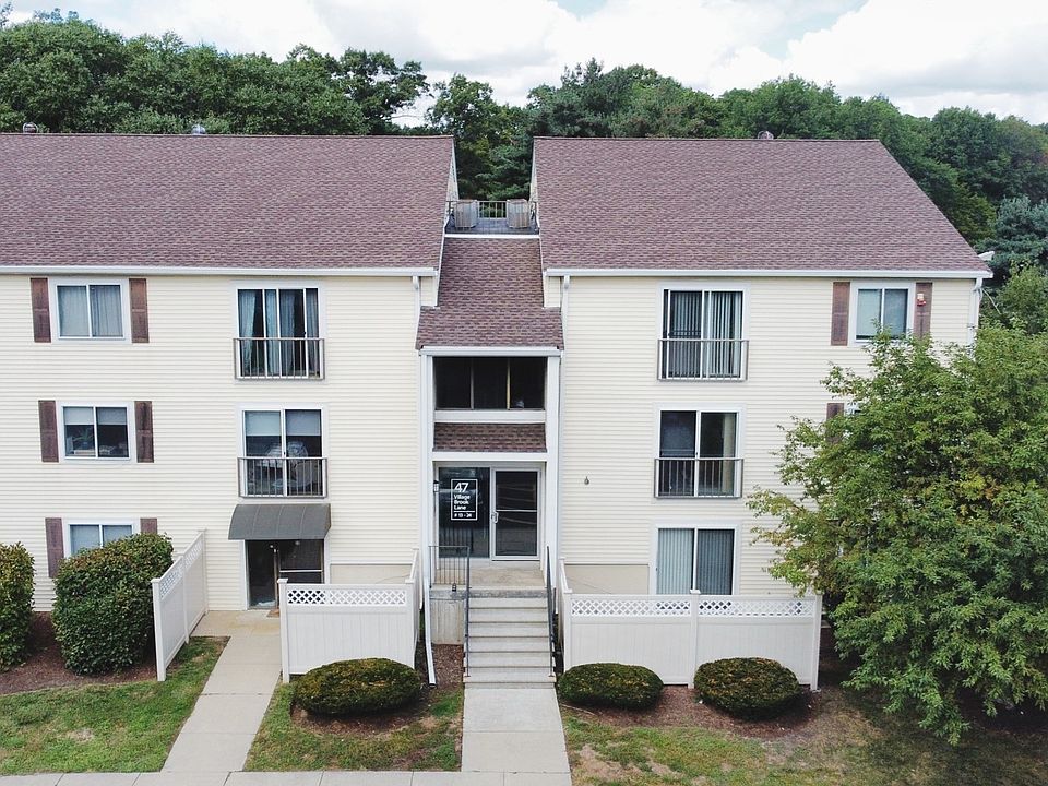1st image of 47 Village Brook Ln APT 14