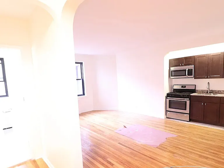 65-09 99th St #5L — Photo 2