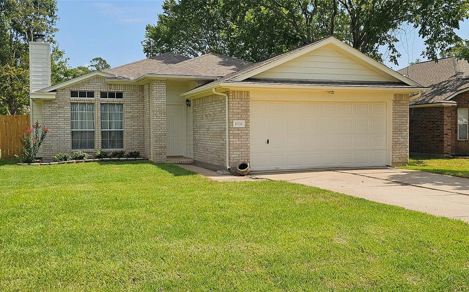 3 bed, 2.0 bath, 1458 sqft, $1,850 — Photo 1