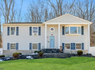 12 August Ln, Wantage Twp., NJ 07461