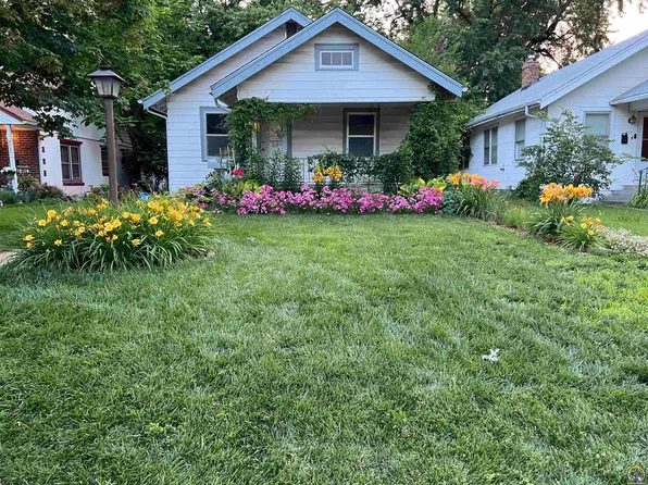 731 SW Parkview St, Topeka, KS 66606