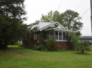 6086 Court Street Rd, Syracuse, NY 13206