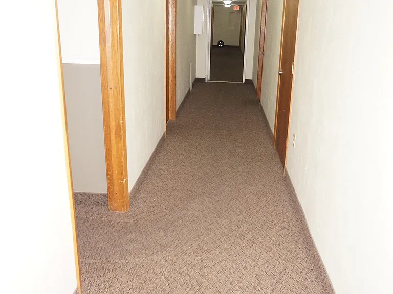 Como Lakes Apartments — Photo 39