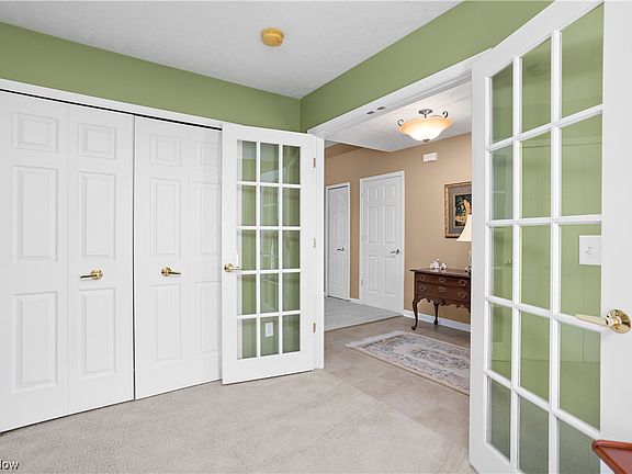 4th image of 9067 Devonshire Dr