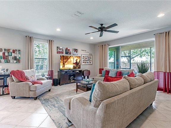 3rd image of 10777 Corsican St