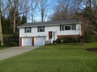 1356 Maple Lake Rd, Bridgeport, WV 26330