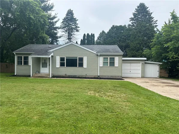 179 Elm Avenue W, Menomonie, WI 54751
