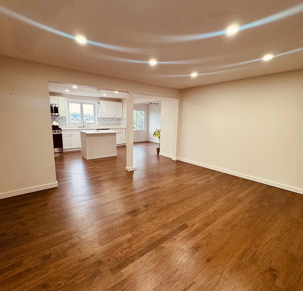 800 Quinnipiac Ave — Photo 1