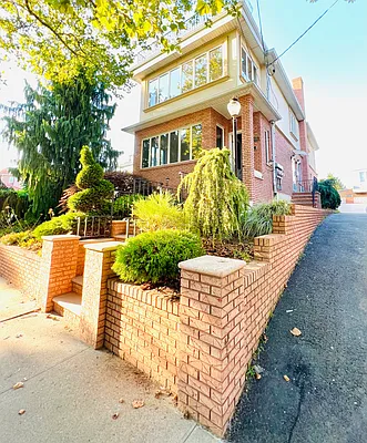 Rented by Ben Bay Realty Co. of Bay Ridge | media 13