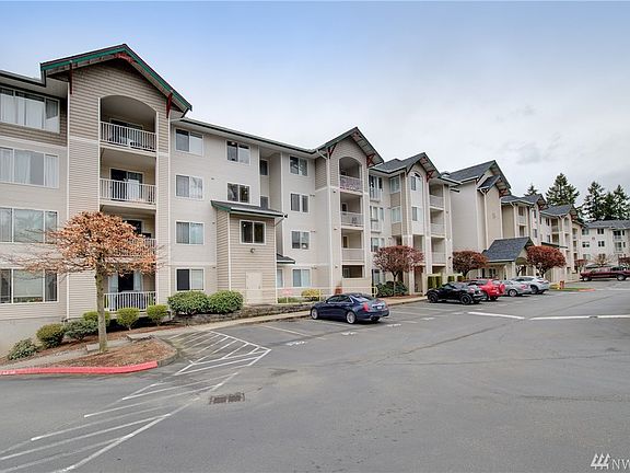 2nd image of 13301 SE 79th Pl Unit C409