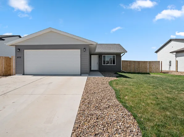 405 Nighthawk Dr, Box Elder, SD 57719