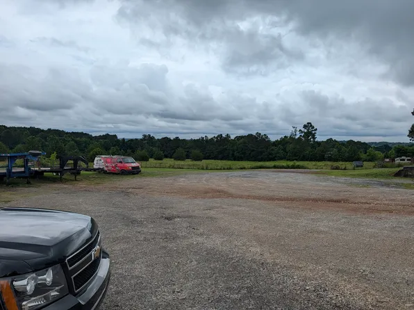 19 Goolsby Rd, Carnesville, GA 30521