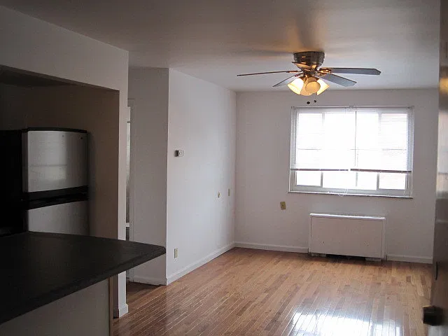 W 3rd Ave 85 NPR — Photo 20