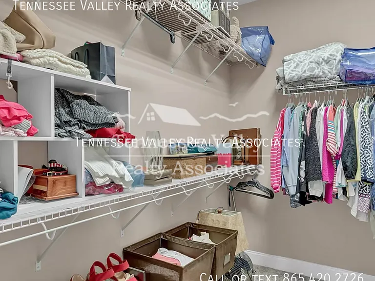 7013 Pemmbrooke Shire Ln — Photo 12