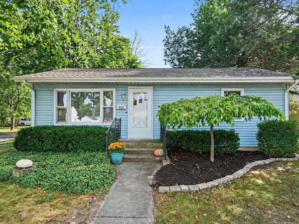 1226 E Clark St, Warsaw, IN 46580