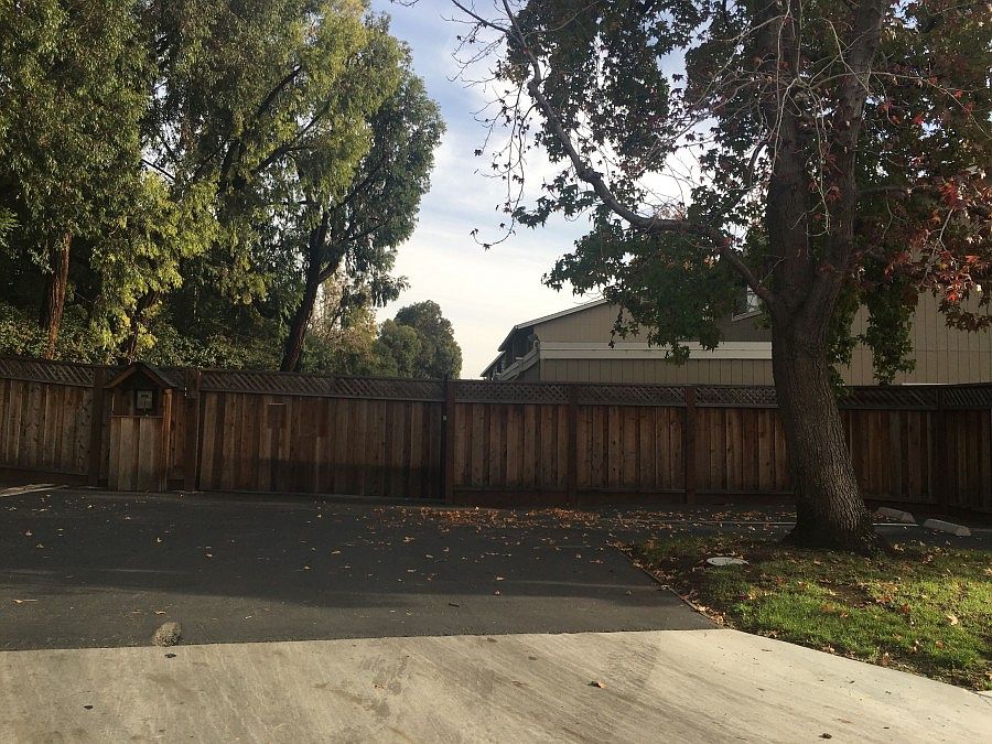 2nd image of 14443 Kings Ct