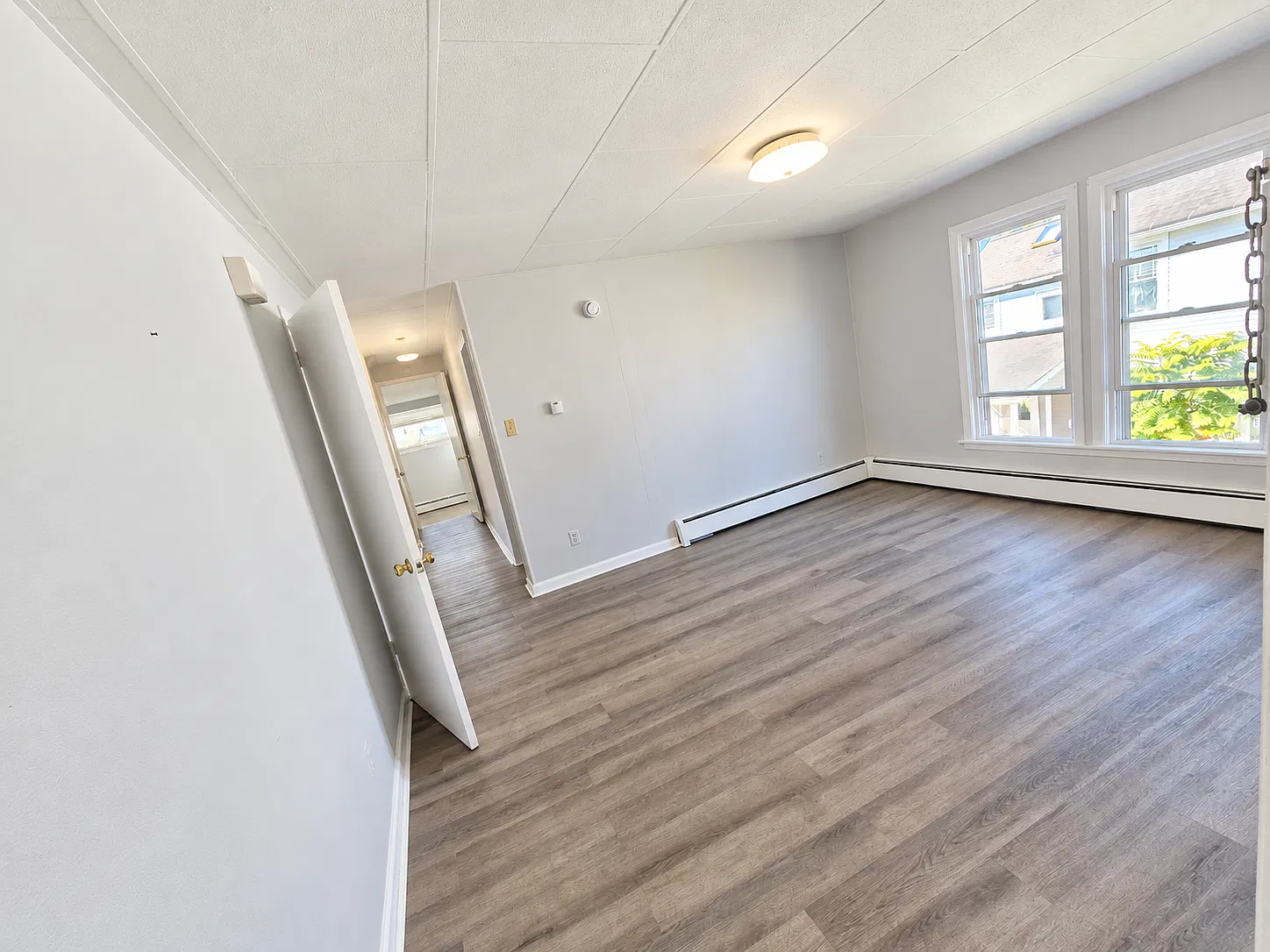 1 bed, $1,000 — Photo 3