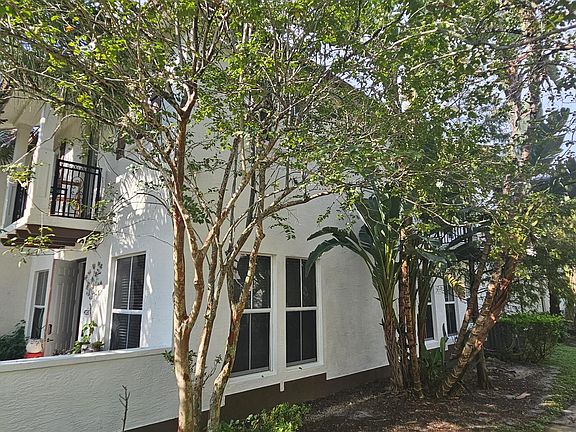 5th image of 4726 MONARCH Way