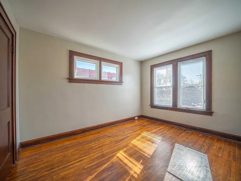 119 E 7th Ave — Photo 10
