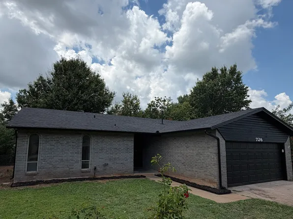 726 Garden Grv, Yukon, OK 73099