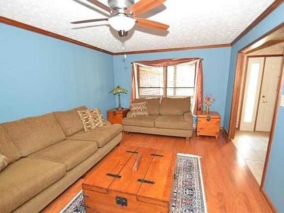 3rd image of 3094 Patsie Dr