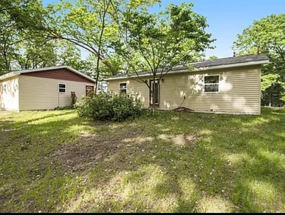 2 bed, 850 sqft, $2,800 — Photo 2
